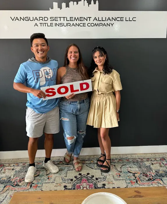 The Rob Lawrence Team - VRA Realty 6