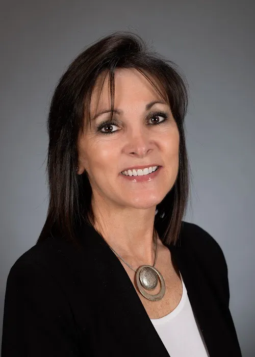 Debbie West Real Estate Agent 0