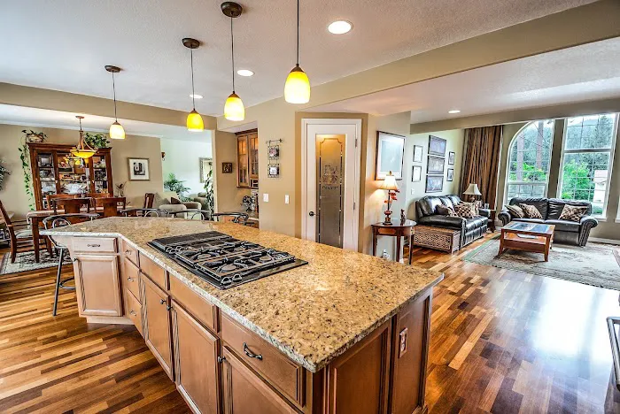 Samantha Miller, Real Estate 8