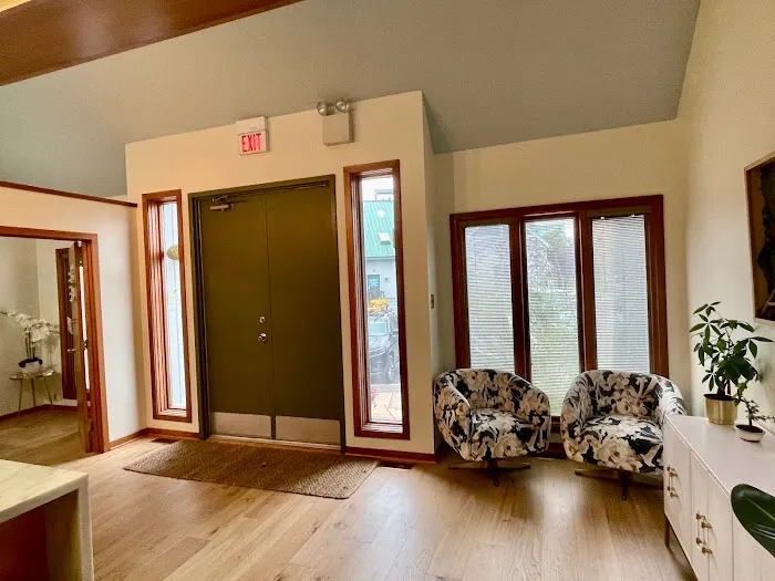 Tracy Sauler Team Real Estate 1