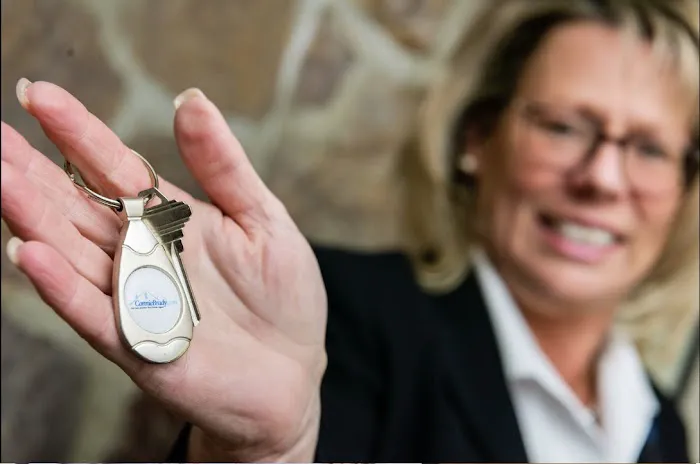 Connie Brady Real Estate Lady 6