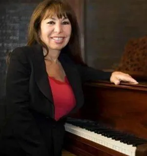 Diane Sarkisian, Homestarr Realty 0