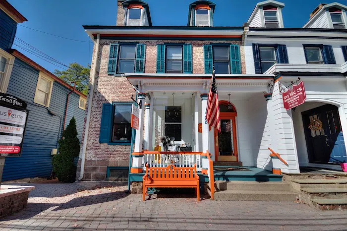 Alisia Snyder, Philadelphia and Bucks County Realtor 2