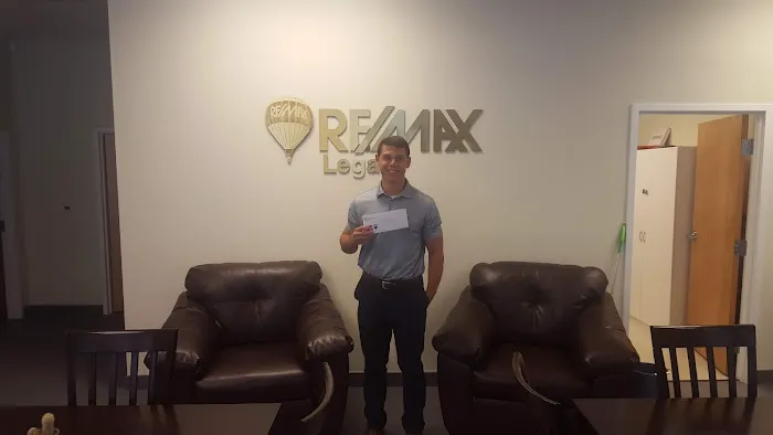 RE/MAX Legacy 0