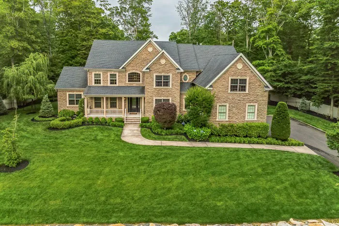 John R. Wuertz - The John Wuertz Real Estate Team at BHHS Fox & Roach Realtors 8