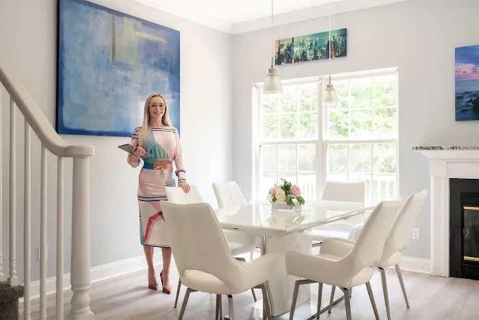 Heather Viruet Broker Associate, Berkshire Hathaway Fox & Roach Realtors 0