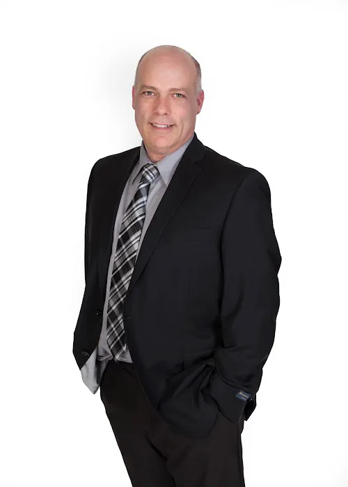 Frank Engel Real Estate Agent 0