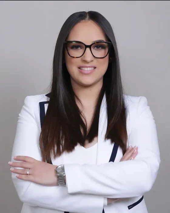 Myah Garcia, HomeStarr Realty 0