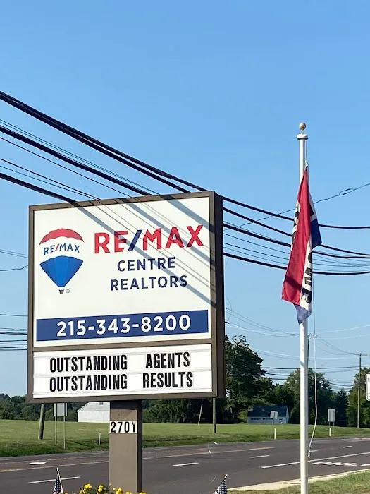 RE/MAX Centre Realtors 3