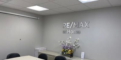 RE/MAX at Home