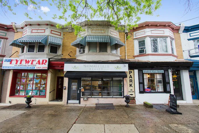 Thomas E Lillie Realty 0