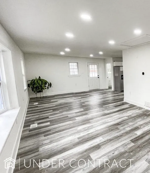 Nigel James Compass Realty 2
