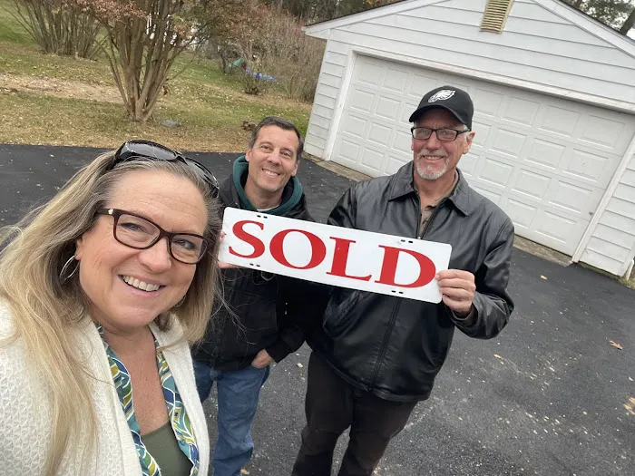 Lauren Janes, REALTOR | The Janes Team at Compass Real Estate 0