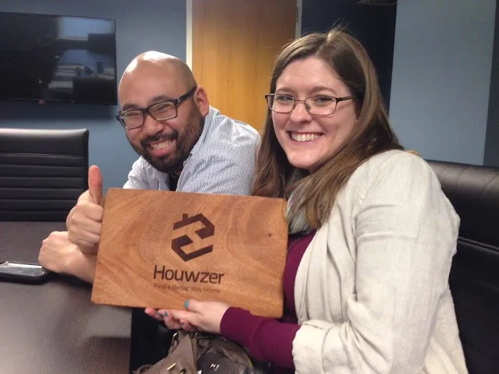 Houwzer | Realtors® & Title 7