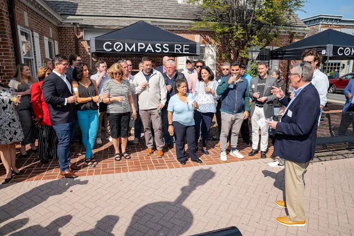 The Oldfather Group | Compass Real Estate Agents 6