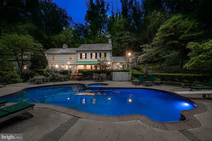 Mike Fabrizio Luxury Real Estate | Center City & Main Line 7