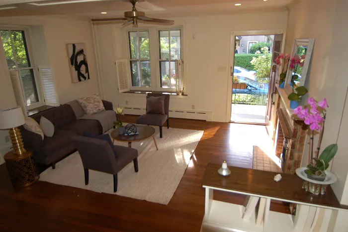 Philadelphia Realtor Anna Losett, KW Real Estate 2