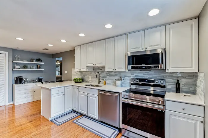 Philadelphia Real Estate Agent-The Phil Cavalcanto Real Estate Team, Coldwell Banker Realty 6