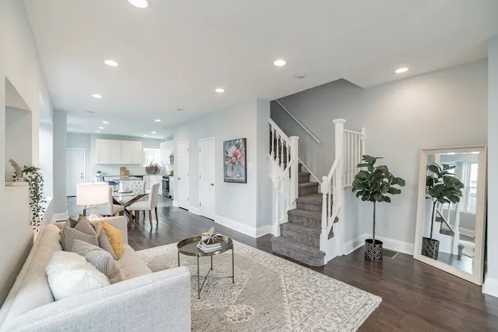 Philadelphia Real Estate Agent-The Phil Cavalcanto Real Estate Team, Coldwell Banker Realty 3