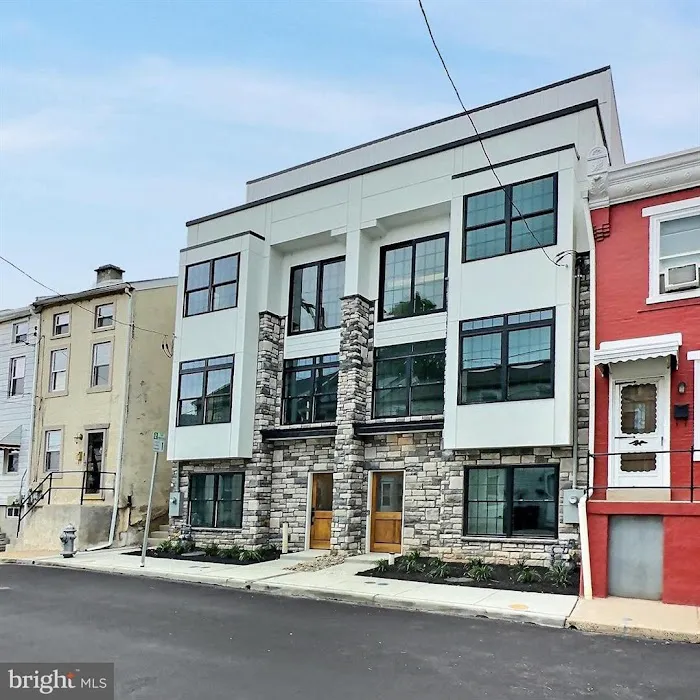 Amanda Sells Philly Real Estate 6