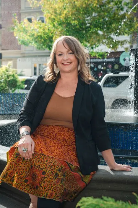 Amanda Turske & Dan Henner REALTORS Long & Foster Real Estate 0