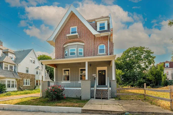 Marie Pogue, Philadelphia Area Real Estate Agent 2