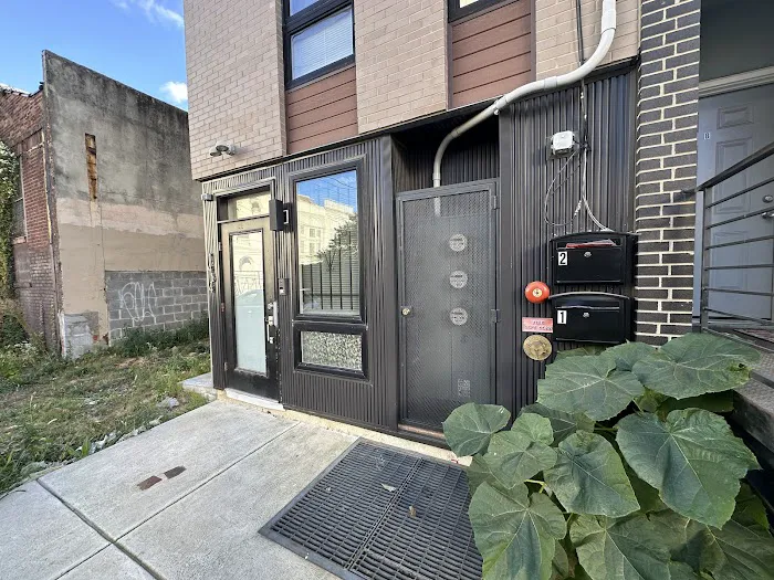 TrustArt Realty 9