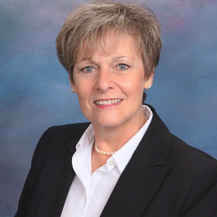 McGuinn Realtors - Realty Broker Direct 1