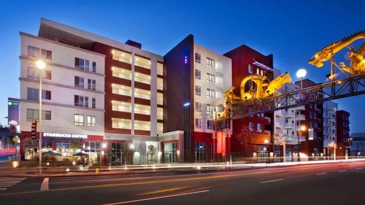 Find the Perfect Apartments for Rent Near LA Entertainment District