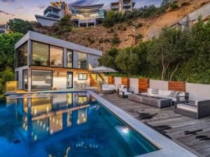 Discover Modern Rental Homes in Beverly Hills with Real Stories