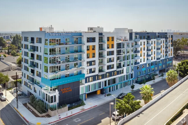 Find Apartments for Rent in Top Los Angeles Neighborhoods