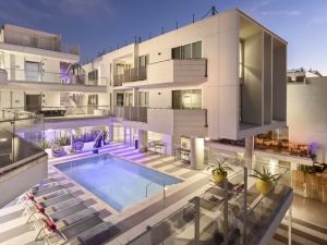 Short-Term Homes for Rent in Santa Monica
