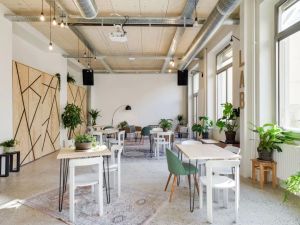 Homes with Office Space for Rent in Los Angeles – Perfect for Remote Work & More