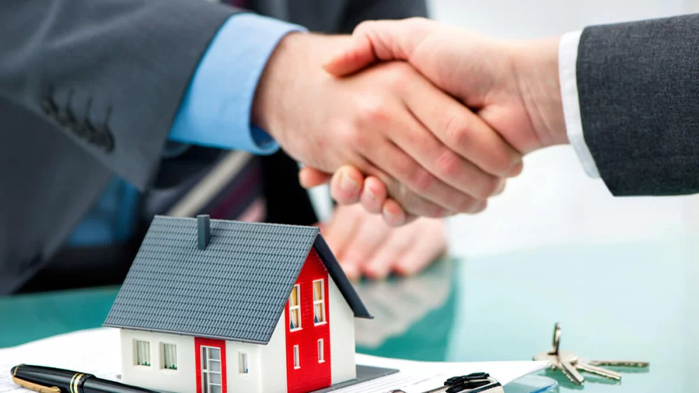 How to Handle Multiple Offers When Buying a Home: Expert Tips and Strategies