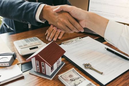 How to Read a Real Estate Contract: A Detailed Guide to Understanding Property Agreements