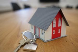 Practical Tips for Renting Out Your Home While Traveling for a Smooth Experience