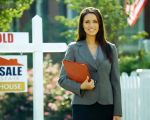 A Realtor: How They Help You Navigate the Real Estate Market